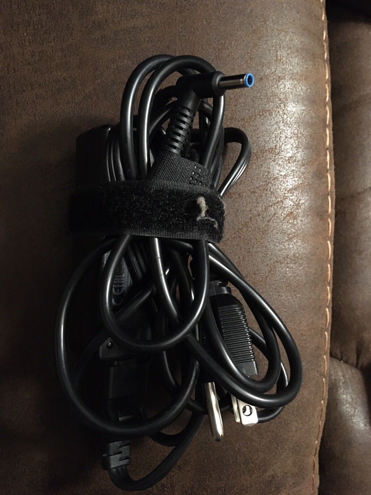 HP Linux Laptop and Wikipedia, 16GB SSD, 4GB RAM, 1.6GHz, Wikireader replacement image 9