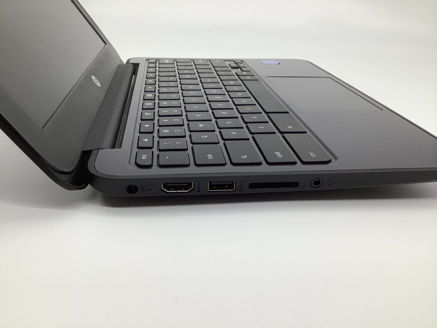 HP Linux Laptop and Wikipedia, 16GB SSD, 4GB RAM, 1.6GHz, Wikireader replacement image 2