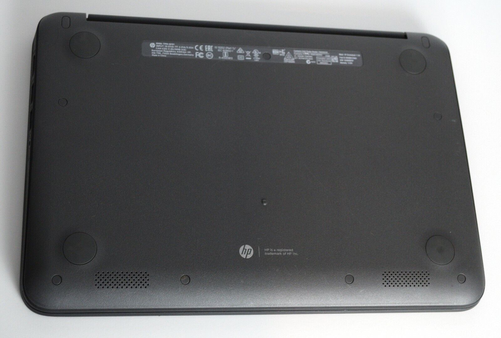 HP Linux Laptop and Wikipedia, 16GB SSD, 4GB RAM, 1.6GHz, Wikireader replacement image 7