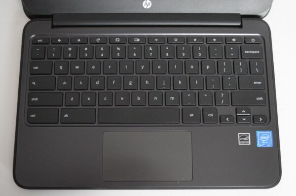 HP Linux Laptop and Wikipedia, 16GB SSD, 4GB RAM, 1.6GHz, Wikireader replacement - Image 7